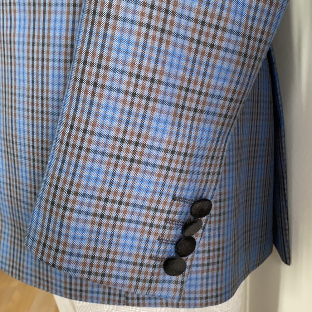 $1,295 3P Bespoke Custom Suede Collar Suit 48R - Picture 15 of 16